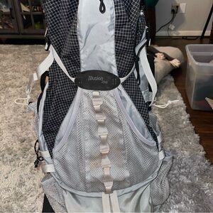 Kelty Illusion 3500 W's Hiking Backpack Silver/Black 57L 28" X 15"